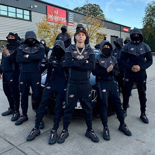 معرفی ست NIKE TECH FLEECE SYNA | همکاری نایک و Central Cee